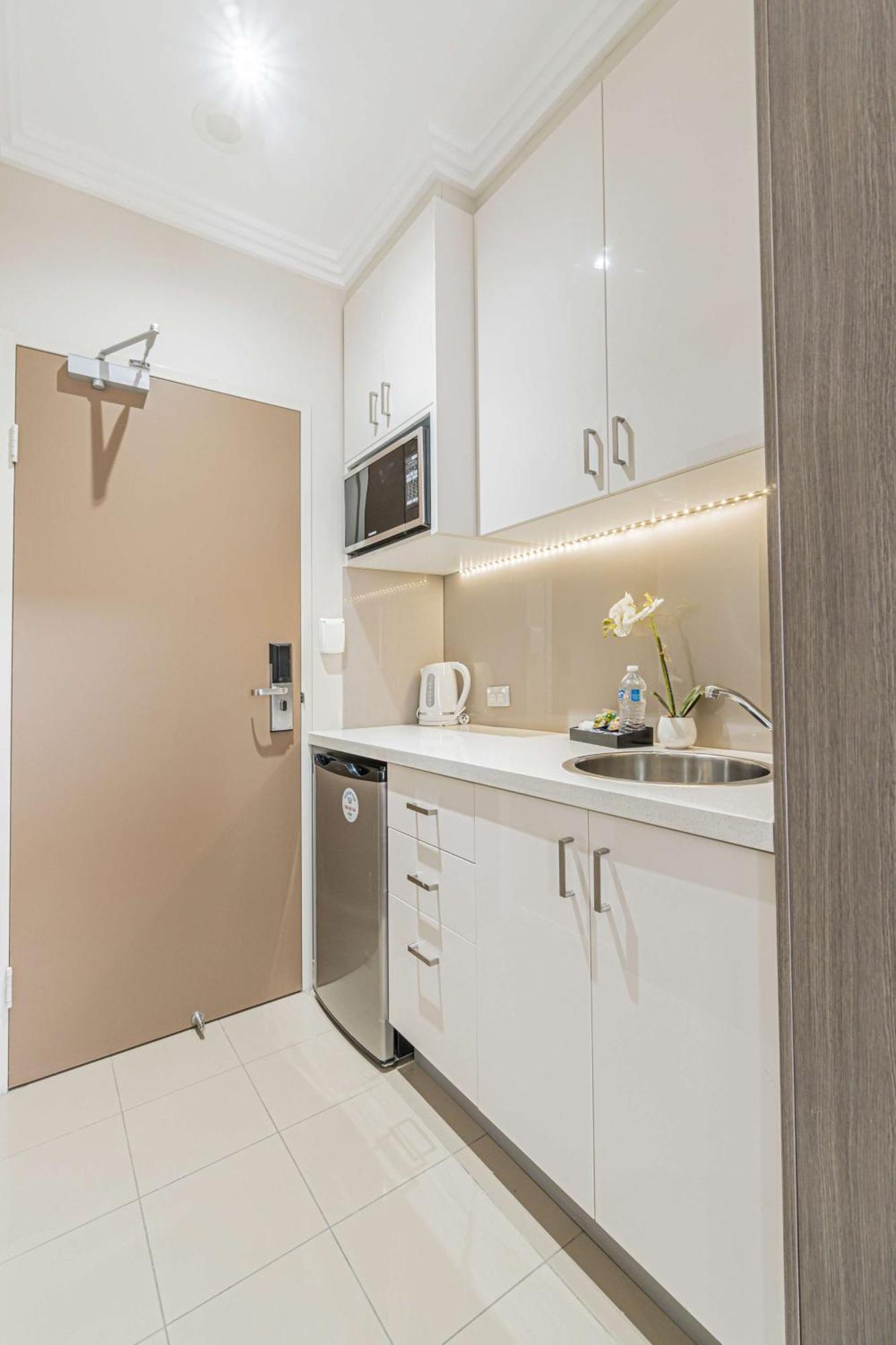 Deluxe Double Room Kitchenette Balcony,1165391688:JPEG